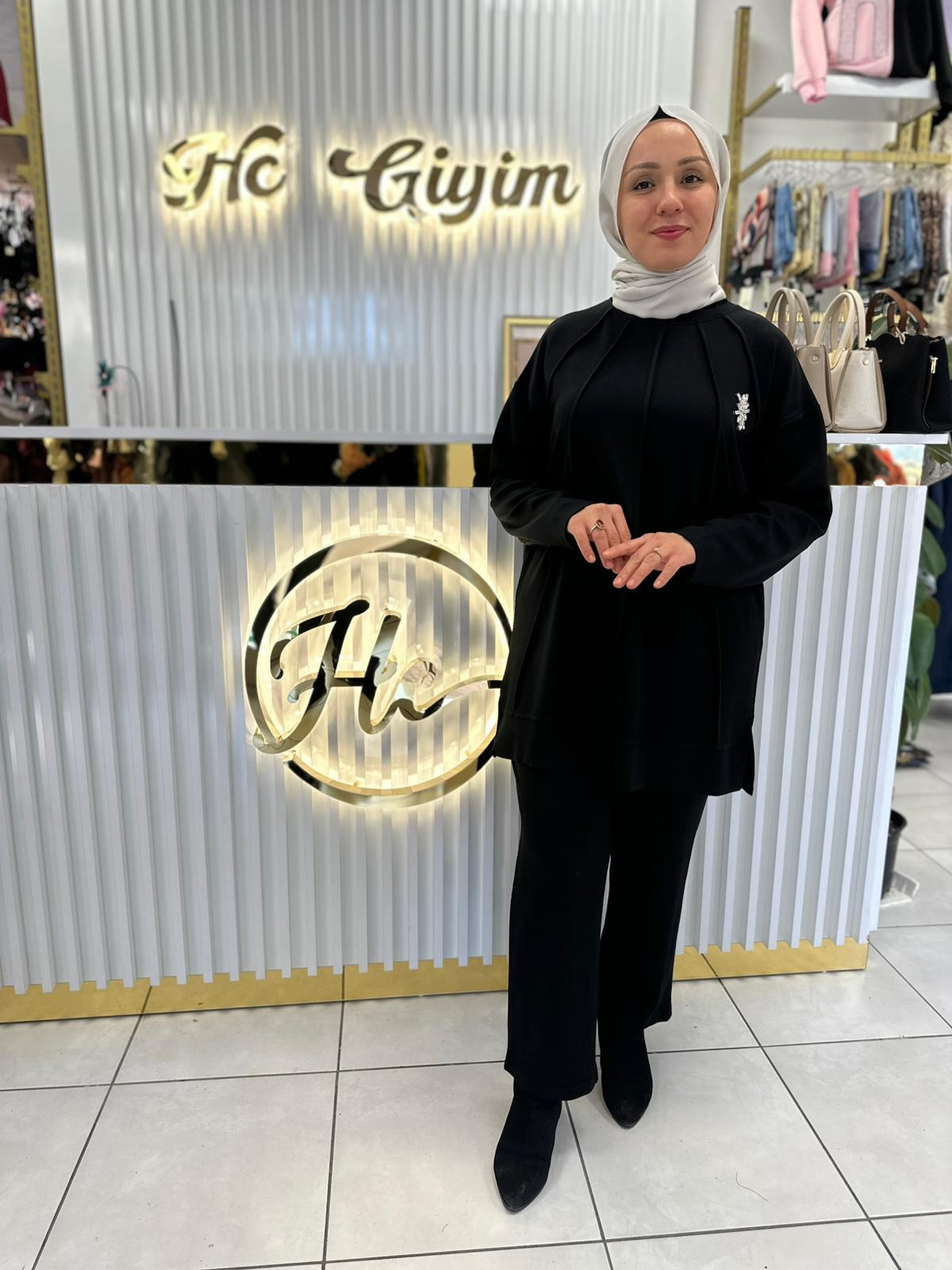 SİYAH TAŞ DETAYLI OYSHO KUMAŞ TAKIM 