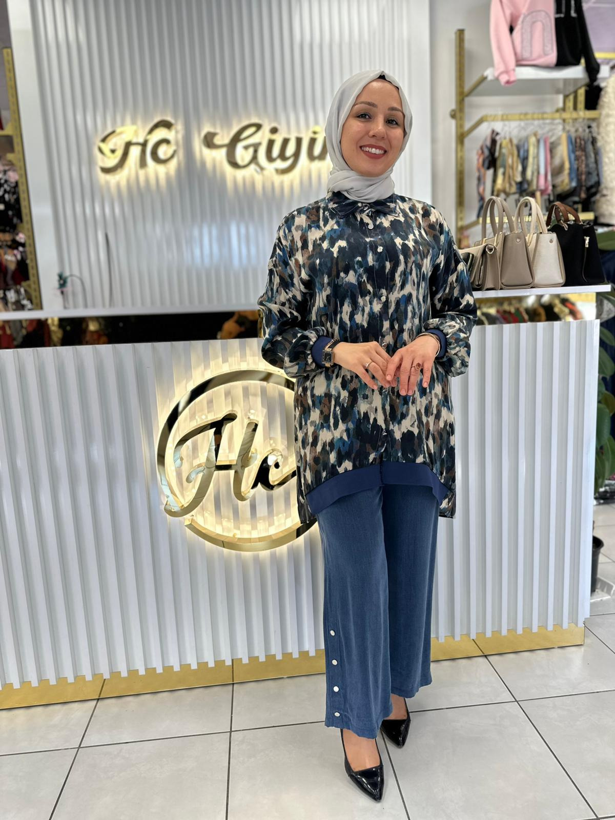 LACİVERT DESENLİ PAÇA ZIMBA DETAYLI İPEK CUPRA TAKIM