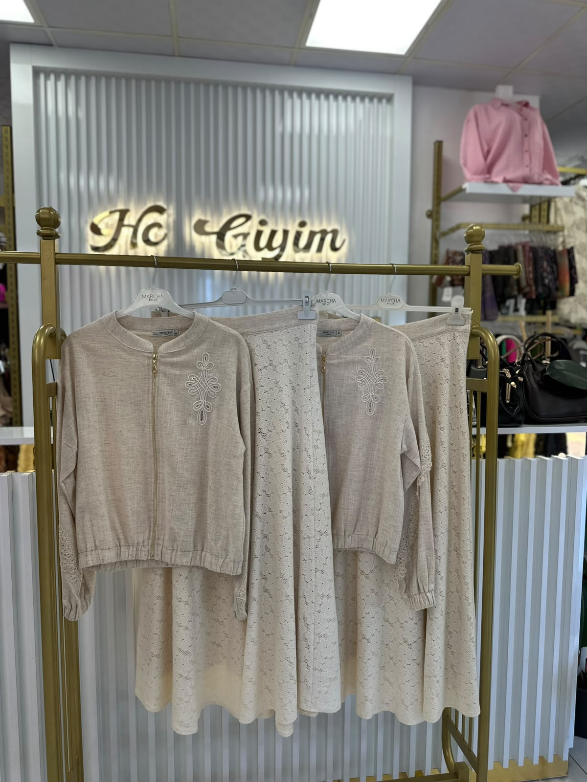 KETEN ETEKLİ TAKIM